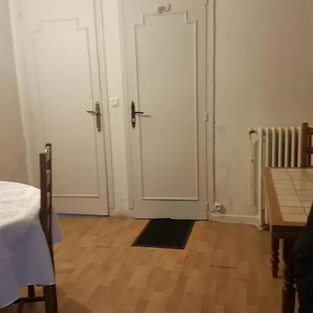 Апартаменты Maison Avec Jardin